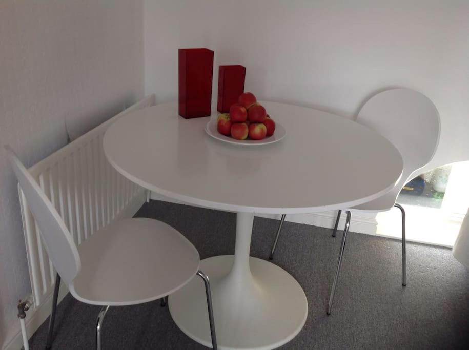 Zone 1! 2 Bed Duplex Apartment! Λονδίνο Εξωτερικό φωτογραφία