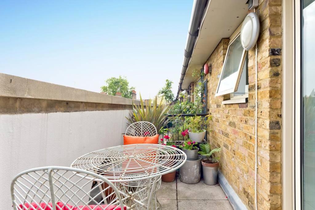Zone 1! 2 Bed Duplex Apartment! Λονδίνο Εξωτερικό φωτογραφία